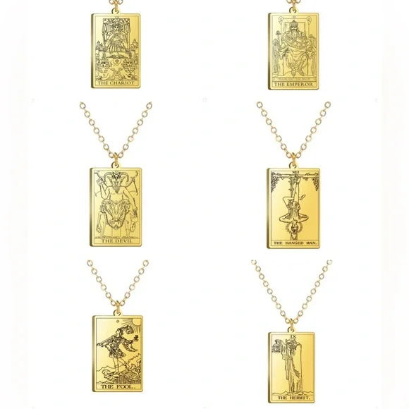 18k Gold Vintage Tarot Card Necklace Pendant - Picture 8 of 11